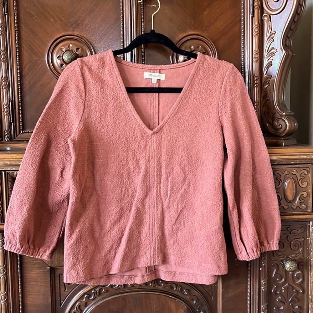 Madewell pink V neck 3/4 sleeve oversized boxy minimalist top.